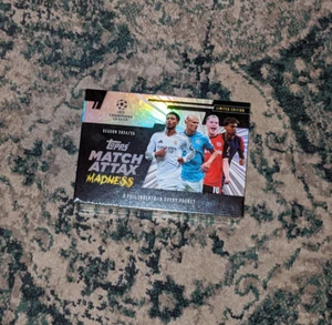TOPPS MATCH ATTAX MADNESS LONDON STORE EKSKLUZYWNY ZAPIECZĘTOWANY FABRYCZNIE NOWY W RĘKU - Zdjęcie 1 z 2