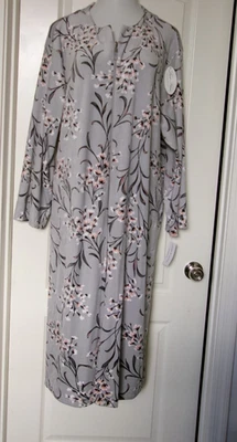 Roupão longo Miss Elaine lã tamanho 3X estilo 861304 PCH prata zíper frontal - Imagem 1 de 3