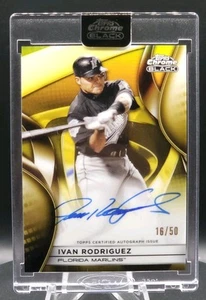 2025 Topps cromo negro Iván Rodríguez refractor dorado automático 16/50 Salón de la fama Marlins - Imagen 1 de 4
