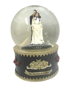 The Phantom of the Opera Musical  Snow Globe San Francisco Music Box Company - Picture 1 of 5