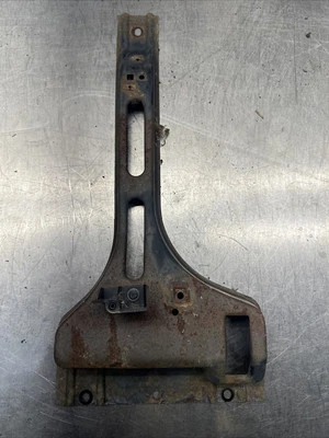 1992-1997 Chevrolet C1500 1992-1999 K1500 Suburban Radiator Core Support Center Foto 1 de 2