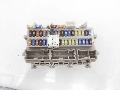 2018-2020 Nissan Pathfinder S 3.5L At Fwd Cabin Room Inside Fuse Box 24350-9Na0c - Image 1 of 4