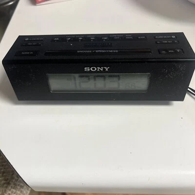 Sony Dream Machine Alarm Clock Radio ICF-C707 AM/FM W/NATURE SOUNDS Tested - Image 1 of 4
