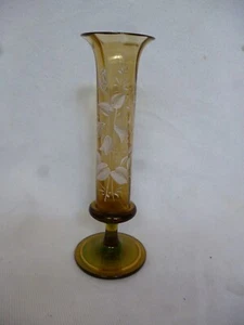 Jugendstil Vase Stängelvase gelb-grün Glas weißes Email Glockenblumen handgemalt - Bild 1 von 9