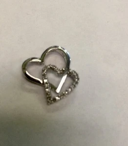 10K SOLID WHITE GOLD GENUINE DIAMOND DOUBLE HEART PENDENT GTR - Picture 1 of 2