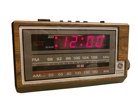 Vintage General Electric 7-4601A Digital Alarm Clock Radio GE *Clean & Tested* Cover