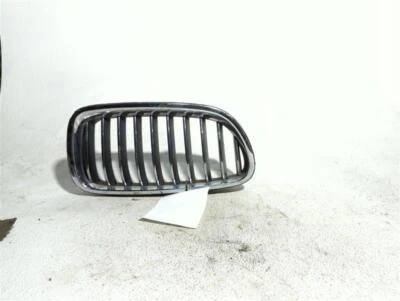 Used Right Upper Grille fits: 2014 Bmw 535I upper bumper mounted w/night vision Foto 1 de 4