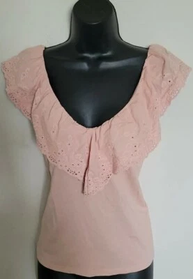 H&M Ruffle Eyelet Top Size XS Excellent Condition  - Image 1 of 3