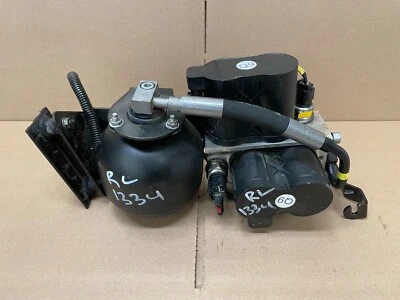 09-12 Mercedes Benz SL550 R230 Rear Hydraulic Valve Suspension Pump 1334 OEM - Image 1 of 4