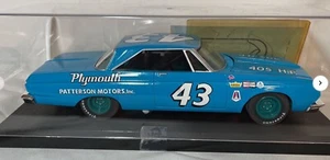 ERTL  Richard Petty#43 1964 Plymouth Diecast With Daytona Race Ticket 🎫 - Picture 1 of 4