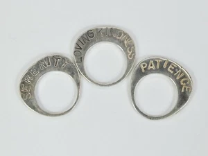 Juego de 3 anillos apilables de plata esterlina colgante paciencia, serenidad y bondad amorosa - Imagen 1 de 8