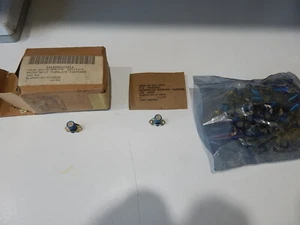 CA19157C CA18157C RECEPTACLE,TURNLOCK FASTENER 5325-00-512-7013 - LOT OF 10 - Picture 1 of 3