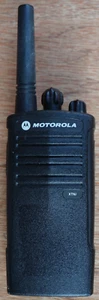 Motorola XTNi combiné radio PMR bidirectionnel et batterie (P14XTA03A1AJ) sans chargeur - Photo 1/8