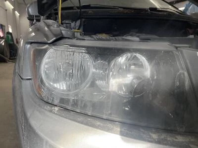 Conjunto de faros derechos usados se adapta a: Jeep Compass 2016 bisel negro grado derecho A Foto 1 de 4