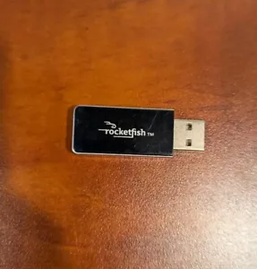 Rocketfish RF-BTAPDT Wirelss Bluetooth USB Dongle - Picture 1 of 4