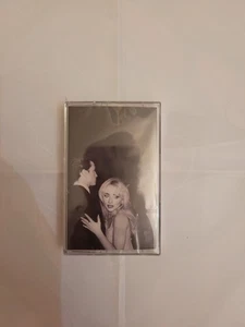 Sabrina Carpenter - Man's Best Friend (ALT COVER CASSETTE) - Picture 1 of 3
