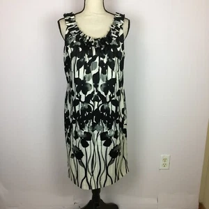 Donna Ricco Shift Dress Size 10 Womans Black White Floral Sleeveless Button Neck - Picture 1 of 11