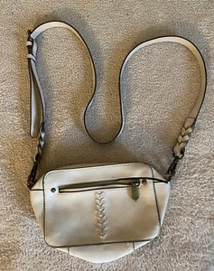 Vintage Style Off-White Beige Crossbody Purse Shoulder Bag Faux Vegan Leather - Picture 1 of 15