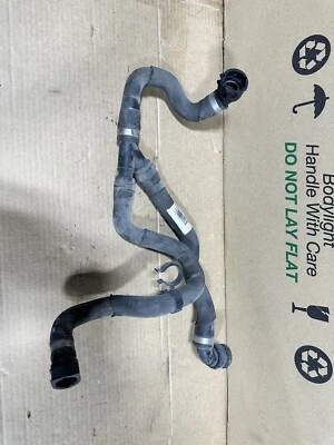 13 14 15 16 宝马 228i 328i 428i F36 2.0L 发动机 Radiator 降低冷却软管 原始设备制造商 — 第 1/4 张图片