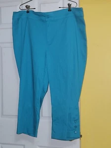Monroe and Main 20W Blue Button/Fly Stretch Capris EUC - Picture 1 of 4