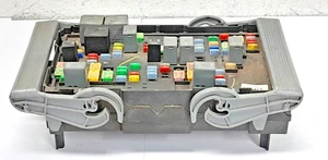 2007 - 2009 Cadillac Chevrolet GMC Fuse Box Power Distribution Block 25905681 - Bild 1 von 20