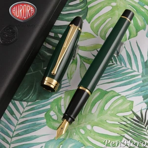 Aurora Ipsilon Green Fountain Pen Medium Nib B11-V-B - Picture 1 of 4