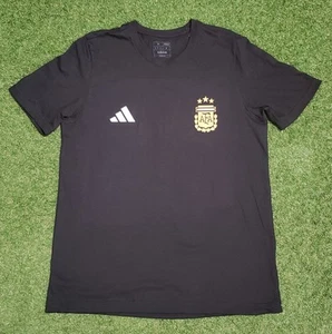Men's Adidas Argentina National Team Crest Soccer T-Shirt Medium New NWT - Picture 1 of 3