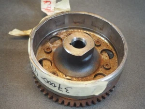 ROTOR FLYWHEEL HONDA CBR900R SC44 FIREBLADE 2000 18350 - Bild 1 von 5