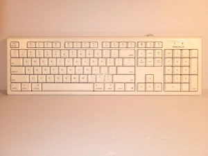 Macalley QKEY Kabelgebundene USB-Tastatur für Windows PC & mehr - Weiß (QKEY) - Bild 1 von 6