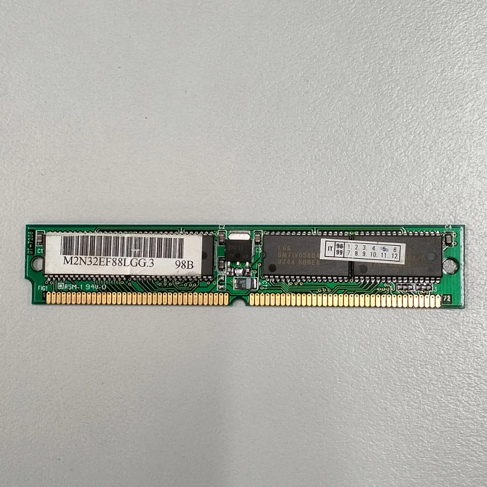 LG Semicon 4Mx4 8MB 60ns EDO-DRAM 72-pin SIMM GM71V65804AJ6 M2N32EF88LGG.3 - Image 1 of 4