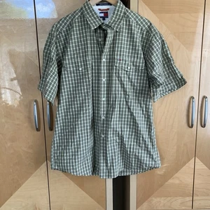 Vintage 90’s Tommy Hilfiger Green Plaid Short Sleeve Button Down Shirt Size Large - Bild 1 von 7