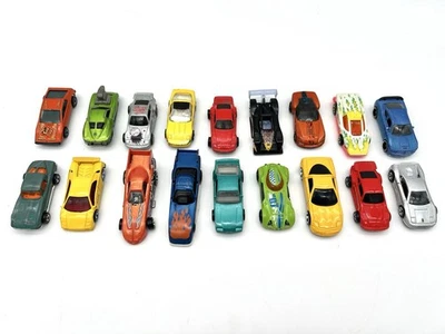 Hot Wheels Lot 18 Cars Vintage 70s–2000s Ferrari Corvette Royal Flash - Image 1 of 4
