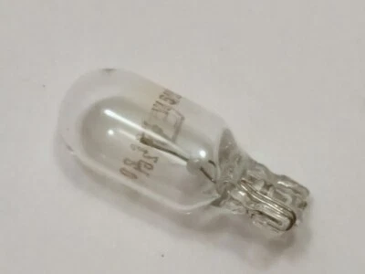 Bombilla original BMW. 5W Foto 1 de 2