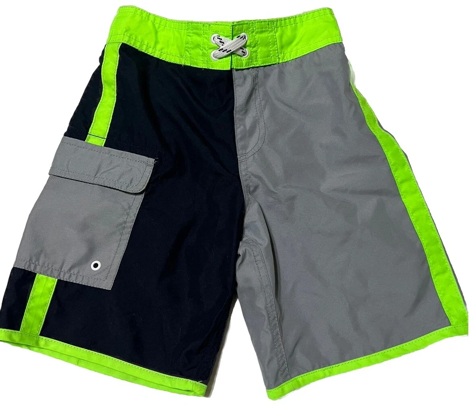 Bañador de playa para niños The Children's Place talla 5-6 Foto 1 de 4