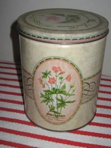Vtg Tin Canister w Tight Fitting Lid "Home is Where Love Grows" Wildflowers 7" - Imagen 1 de 9