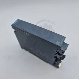 6GK5734-1FX00-0AA0 Siemens IWLAN client Scalance W734-1, RJ45 - Picture 1 of 9