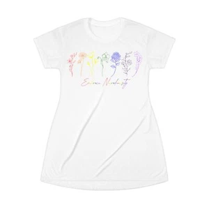 Embrace Neurodiversity Flower Rainbow T-Shirt Dress - Bild 1 von 25