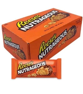 18 X Reese's Nutrageous Chocolate Bar Best Chocolate Treat Bars 47g Full Box - Picture 1 of 3