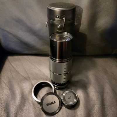 Sigma 1:3.5-4 f=80-200mm Manual Focus Zoom Camera Lens For Olympus OM Mount - Image 1 of 4