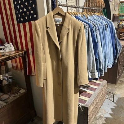 Vintage L.L. Bean women’s wool overcoat size 14 vtg - Image 1 of 4
