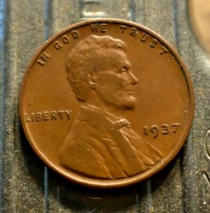 1937-P Lincoln Wheat Cent 1c.    (#8715) - Picture 1 of 2
