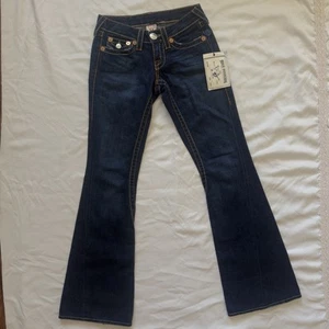 True Religion Damen Jeans Blau Rainbow Joey Flared Low Rise Größe 25 Neu mit Etikett - Bild 1 von 10