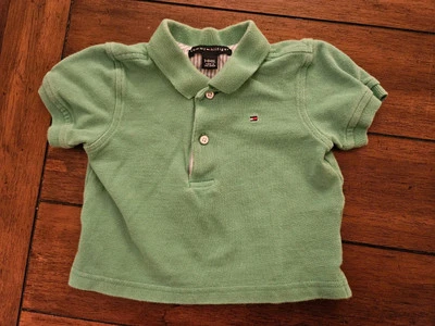 Camisa polo Tommy Hilfiger para niños pequeños talla 3T Foto 1 de 3