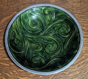 MCM Green Enamel Swirls on Pewter Type Metal Base Plate Bowl Dish Serving Server - Bild 1 von 6