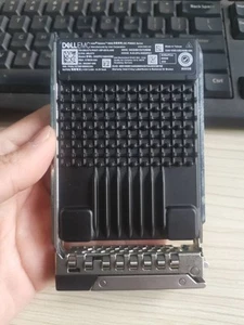 SSD MJ37V Dell Intel DC P5800X 800 Go NVMe PCIe 4.0 2.5'' U.2 SSDPF21Q800GBE D'OCCASION - Photo 1/2