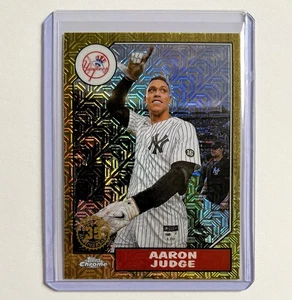 Aaron Judge 2022 Topps Serie 2 Paquete Plata 35 Aniversario Cromo #T87C2-84 - Imagen 1 de 3