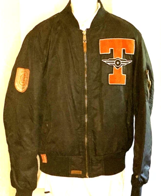 全新 带缺陷,顶级枪夹克,大号,拉链前部,小孔 L 手腕附近袖口 — 第 1/4 张图片