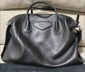 Bolso de Hombro Givenchy Antigona Suave Mediano Cuero de Becerro Negro Usado Italia - Imagen 1 de 24