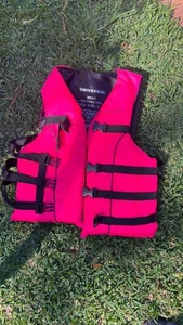 Universal Audlt Life Jacket Medium Pink - Picture 1 of 1