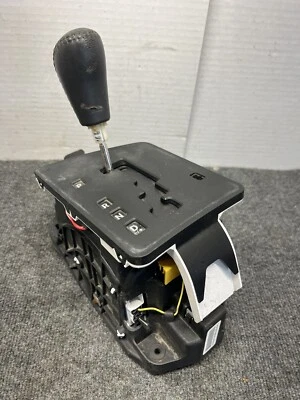 Переключатель передач в сборе переключатель передач АКПП 08 14 Dodge Challenger - Изображение 1 из 4